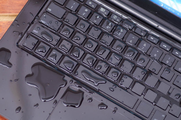 Six Things You Need to Do When Your Laptop Computer Gets Wet Six Things You Need to Do When Your Laptop Computer Gets Wet